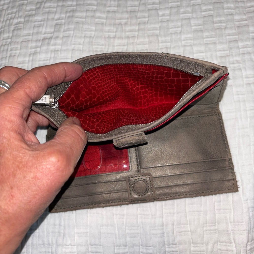 Hammitt 110 North Pewter/Greige Studded Distressed Leather Bifold Wallet - Picture 4 of 9